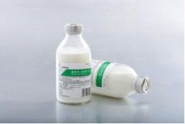Un bon prix. Agent 250mL DMF calorique de l'émulsion de graisse de GMP C14-24 LCT 20% disponible en ligne